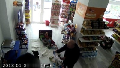 alisveris -  Kasiyerin gözünden kaçan ‘tırnakçı’ kameraya takıldı  Videosu