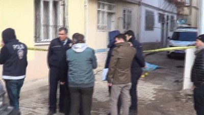 katil zanlisi -  Sokak ortasında av tüfeği ile kanlı infaz  Videosu