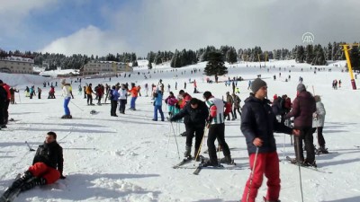 kar kalinligi - Uludağ'da hafta sonu yoğunluğu - BURSA Videosu