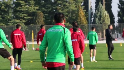 teknik direktor - T eknik direktörü Erginer: 'Farklı bir Denizlispor izlettirmek istiyoruz' - DENİZLİ Videosu