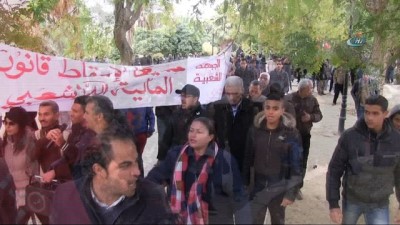 butce kanunu -  - Tunus'da 12 Partili Muhalif Halk Cephesi Yürüyüş Yaptı
- Gece Göstericilerle Polis Çatıştı  Videosu