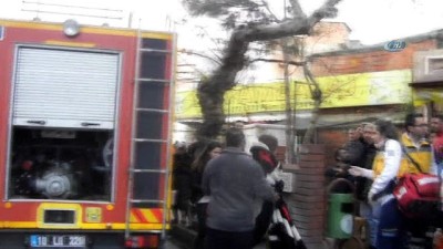 saglik ekibi -  Yangın bir aileyi yok ediyordu: 5 kişi hastaneye kaldırıldı Videosu