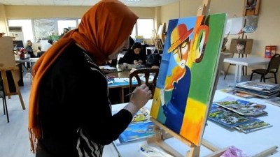 yagliboya -  Halk Eğitim Kursları emeklileri ressam yaptı  Videosu