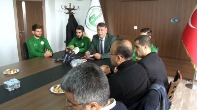 sampiyon - Sivas Belediyespor 3 futbolcuyla sözleşme imzaladı  Videosu