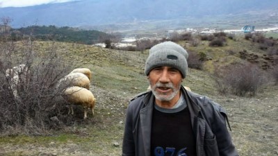  66 yaşındaki çoban Cumhurbaşkanı Erdoğan'a olan sevgisini türkülerle anlatıyor 