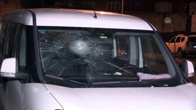 Araçların camlarını taşla kıran şüpheli yakalandı - ADANA 
