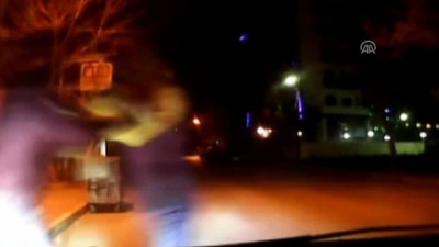 katil zanlisi - Kavgayı ayırmaya çalışırken öldürüldü - İSTANBUL  Videosu