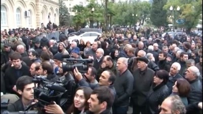 parlamento -  Abhazya Cumhurbaşkanı Hacımba: “Görevimin Başındayım”  Videosu