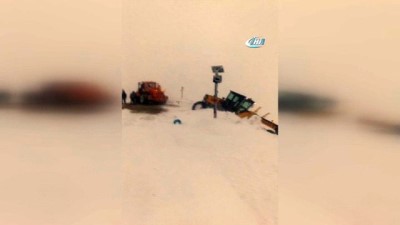 cep telefonu -  Eğrilbel geçidinde yoğun sis ve tipi nedeniyle ulaşım kontrollü sağlanıyor Videosu