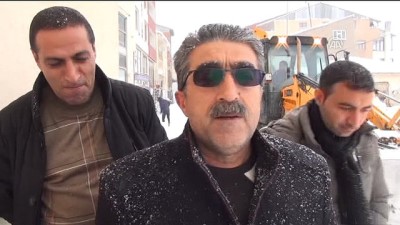 karla mucadele - Karlıova’da 20 köy yolu ulaşıma kapandı - BİNGÖL  Videosu