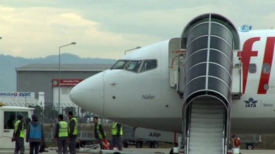 sehit cenazeleri -  Ordu-Giresun Havalimanı'nda 'pistten çıkan uçak' yoğunluğu  Videosu