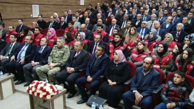 saygi durusu - Siirt'te Devlet Övünç Madalyası töreni Videosu