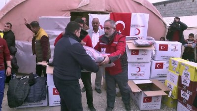 yardim paketi - Türk Kızılayı'ndan Türkmen göçmenlere kış kıyafeti yardımı - KERKÜK Videosu
