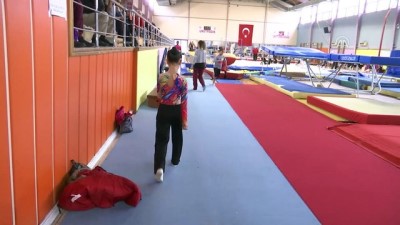 yaris - (DİYABET PAKETİ) Diyabeti 'jimnastik'le unutuyor - İZMİR  Videosu