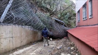 insaat alani - Heyelan nedeniyle kız yurdu boşaltıldı - KASTAMONU  Videosu