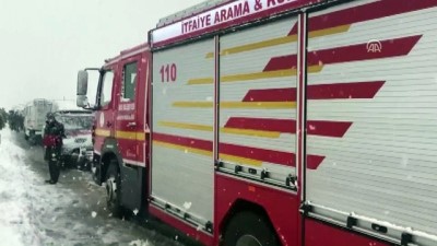 yolcu otobusu - Yolcu otobüsü devrildi (1) - MUŞ  Videosu