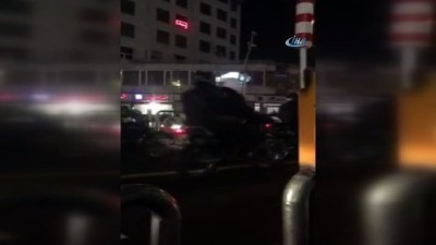 guvenlik gorevlisi -  - İran'ın Ahvaz kentine çok sayıda güvenlik görevlisi sevk edildi Videosu