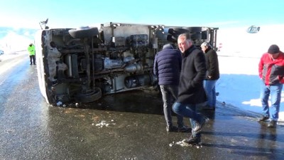gizli buzlanma -  Buzlanma kamyonun devrilmesine neden oldu  Videosu