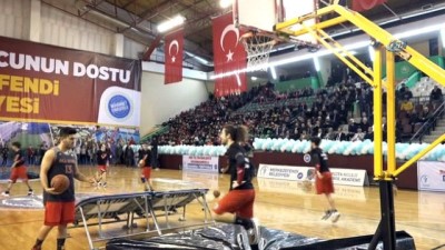egitim merkezi -  Denizli’de 5 bin öğrenciye karne hediyesi 5 bin basket topu  Videosu
