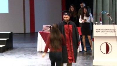 evlilik teklifi -  Mezuniyet Töreni’nde Sürpriz Teklif  Videosu