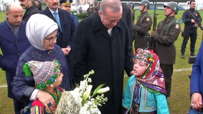 folklor -  Erdoğan Bursa'da minik Ece'nin şiir okumasıyla karşılandı Videosu