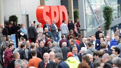 genel kurul - SPD Olağanüstü Kurultayı - BONN Videosu