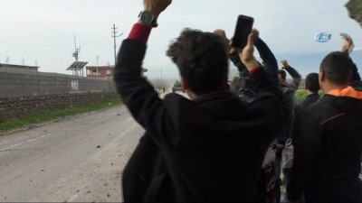 kara harekati -  Tanklar alkış ve sloganlar eşliğinde Afrin'e ilerliyor  Videosu