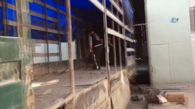 dedektor kopek -  Gümrük muhafaza kaçakçılara nefes aldırmıyor  Videosu