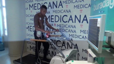 yildiz futbolcu - Robinho, sağlık kontrolünden geçti Videosu