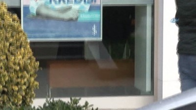 guzergah -  Bahçeşehir'de silahlı banka soygunu  Videosu