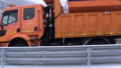 mahsur kaldi -  Konya-Antalya yolunda kar nedeniyle ulaşım güçlükle sağlanıyor Videosu