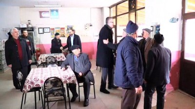  ‘Mobil başkan’ Karakoca halkını dinledi