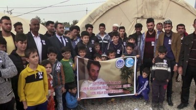 saygi durusu - Türkmenler, kendilerinden 'vasiyetinde' söz eden şehidi andı - KERKÜK Videosu