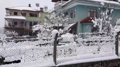 kar kalinligi - Adana'nın yüksek kesimlerinde kar yağışı Videosu