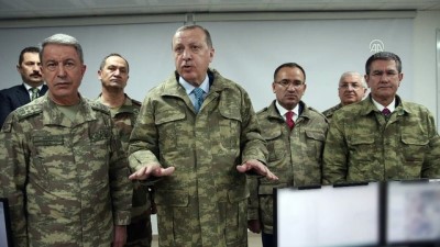 Cumhurbaşkanı Erdoğan, Hatay'daki Harekat Merkezi'nde (2) - HATAY