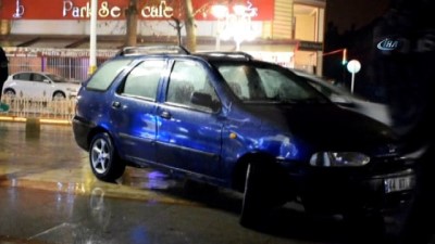 direksiyon -  Kaza yapan sürücü aracını bırakıp kaçtı  Videosu