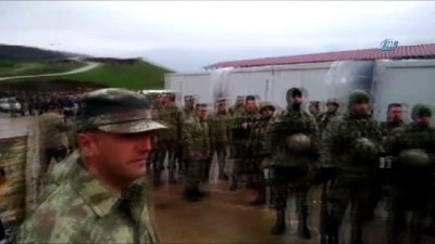 komando -  Komandolar harekat öncesi güne yüksek moral ve yeminle başladı  Videosu