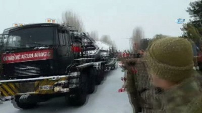 askeri arac -  Topçu birliği Afrin'e tekbirlerle uğurlandı  Videosu