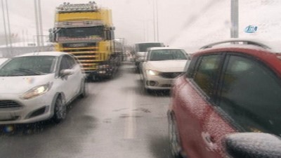 sosyal medya -  Yoğun kar, Samsun-Ankara yolunu trafiğe kapattı  Videosu