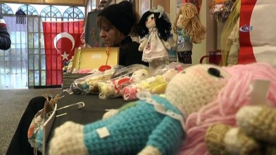 kucuk kiz -  Ailesini ‘ilmek ilmek işleyerek’ ayakta tutuyor  Videosu