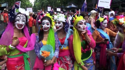 etnik koken - Avustralya Günü protestoların gölgesinde kutlandı - MELBOURNE  Videosu