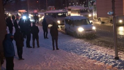 dolar -  Çocuklar parklarda kar keyfi yaşadı  Videosu