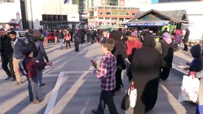 siginma - Suriyelilerden Bursalılara güllü teşekkür - BURSA Videosu