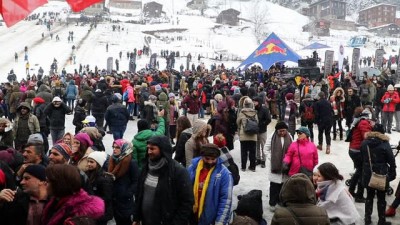 yabanci turist -  11'inci Kardan Adam Şenliği başladı  Videosu