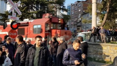 saglik ekibi -  8 katlı binanın çatısına çıkarak intihara kalkıştı Videosu