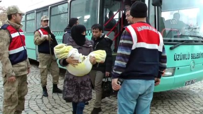 akaryakit istasyonu - 48 yabancı uyruklu yakalandı - ERZİNCAN  Videosu