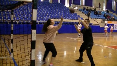 kupa toreni - Ankara İşitme Engelliler Spor Kulübü Türkiye şampiyonu oldu  Videosu