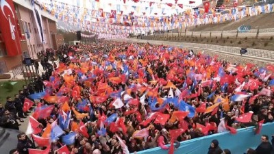 miting alani -  Cumhurbaşkanı Erdoğan, “Bugün 9. gün. Mehmet’imiz Afrin’e doğru yürüyor. Hamdolsun Burseya Dağı’nı da düşürdüler. Siz ceddinize bir bakın” Videosu