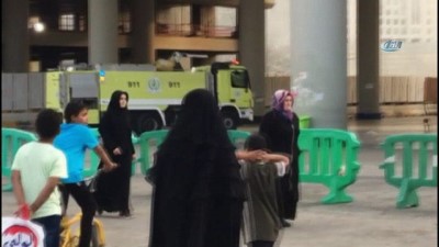 insaat iscileri -  - Mekke'de işçilerin kaldığı konteynerlarda yangın çıktı Videosu