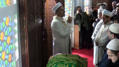cenaze araci -  Bediüzzaman Said Nursi’nin talebelerinden Nusret Kocabay son yolculuğuna uğurladı Videosu